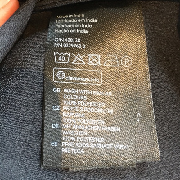 H&M ruffle camisole. Size 4 - Picture 4 of 5